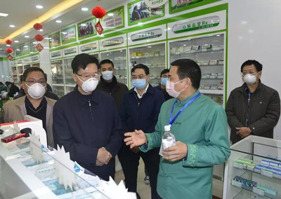 廣西市場監管局黨組書記何朝建帶隊檢查疫情防控工作，重點關注醫護人員防護用品零售環節